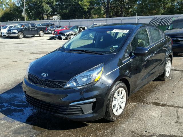 KNADM4A32H6115727 - 2017 KIA RIO LX Սև լուսանկար 2