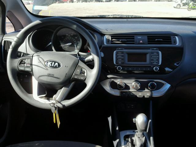 KNADM4A32H6115727 - 2017 KIA RIO LX Սև լուսանկար 9