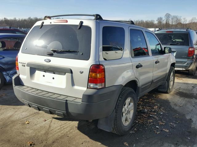 1FMYU93156KA38204 - 2006 FORD ESCAPE XLT SILVER photo 4