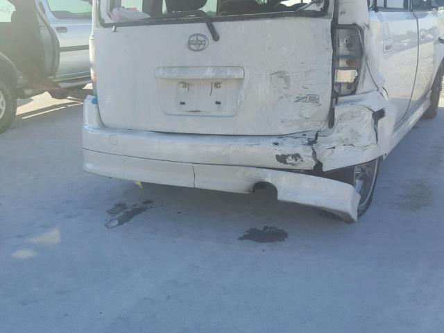 JTLKT334050177210 - 2005 TOYOTA SCION XB 白色 照片 9