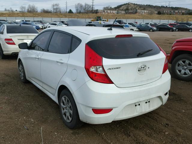 KMHCT5AE8CU042257 - 2012 HYUNDAI ACCENT GLS WHITE photo 3