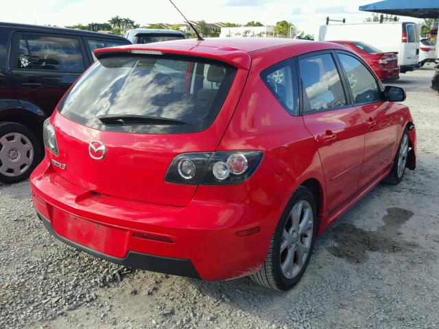 JM1BK343181817640 - 2008 MAZDA 3 HATCHBAC RED photo 4