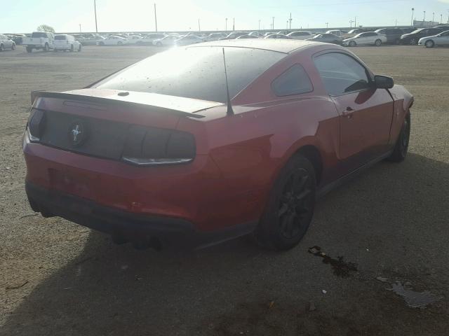 1ZVBP8AN0A5155629 - 2010 FORD MUSTANG RED photo 4