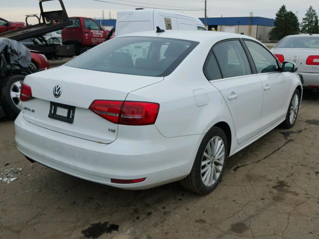 3VWD17AJ1FM201889 - 2015 VOLKSWAGEN JETTA SE WHITE photo 4