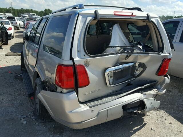 5LMFU27R14LJ25472 - 2004 LINCOLN NAVIGATOR 银色 照片 3