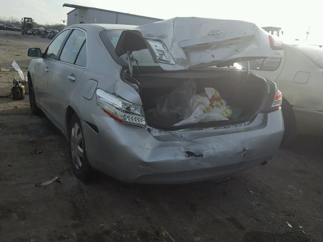 4T1BF3EK1BU211038 - 2011 TOYOTA CAMRY BASE SILVER photo 3