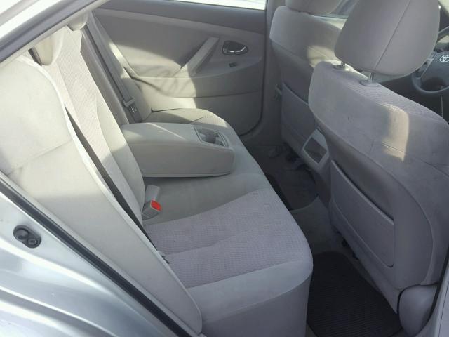 4T1BF3EK1BU211038 - 2011 TOYOTA CAMRY BASE SILVER photo 6