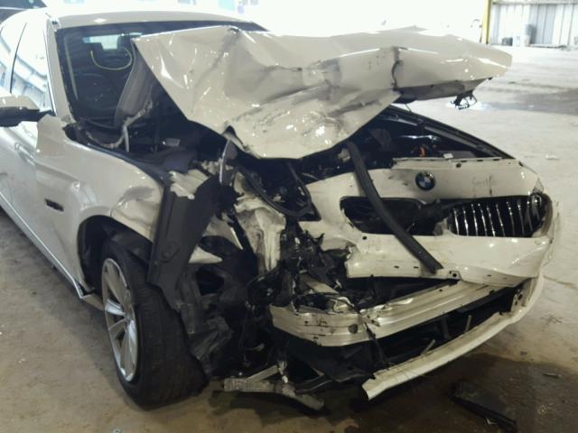WBA5A5C57ED500855 - 2014 BMW 528 I WHITE photo 9