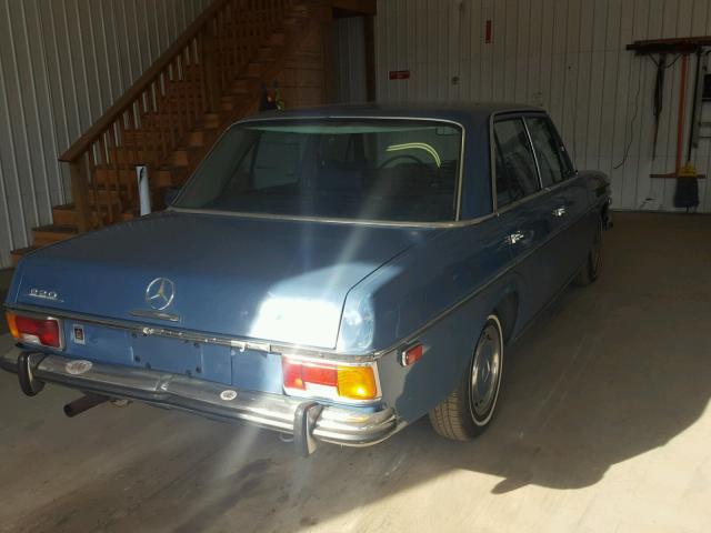 11501012084959 - 1972 MERCEDES-BENZ 220  BLUE photo 4