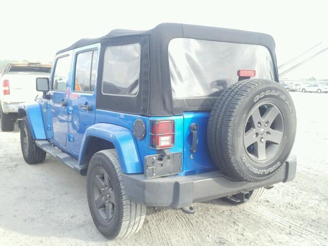 1C4BJWDG2GL201004 - 2016 JEEP WRANGLER U BLUE photo 3