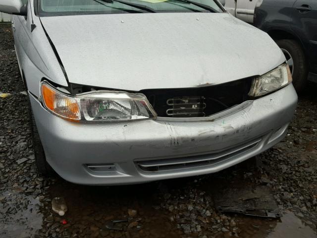 2HKRL18781H519422 - 2001 HONDA ODYSSEY EX SILVER photo 9