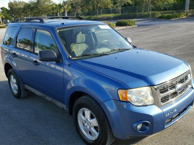 1FMCU03GX9KA51853 - 2009 FORD ESCAPE XLT BLUE photo 1