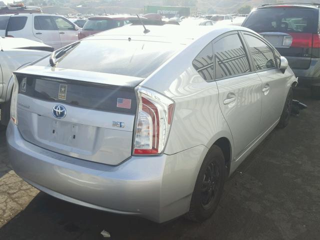 JTDKN3DU8F0445880 - 2015 TOYOTA PRIUS SILVER photo 4