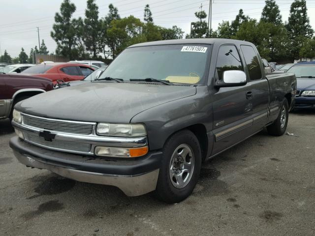 2GCEC19T911223210 - 2001 CHEVROLET SILVERADO GRAY photo 2