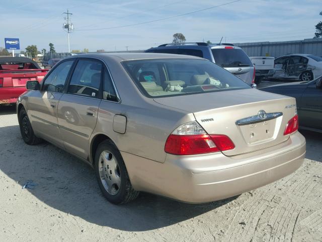 4T1BF28B13U321305 - 2003 TOYOTA AVALON XL GOLD photo 3