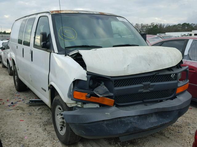 1GCGG25V261139317 - 2006 CHEVROLET EXPRESS G2 WHITE photo 1