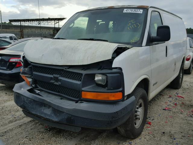 1GCGG25V261139317 - 2006 CHEVROLET EXPRESS G2 WHITE photo 2