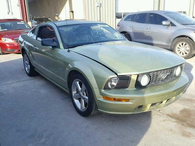 1ZVHT82H465238017 - 2006 FORD MUSTANG GT GREEN photo 1