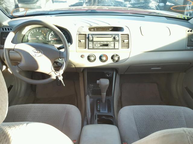 4T1BE32K02U035820 - 2002 TOYOTA CAMRY LE ბურგუნდია ფოტო 9