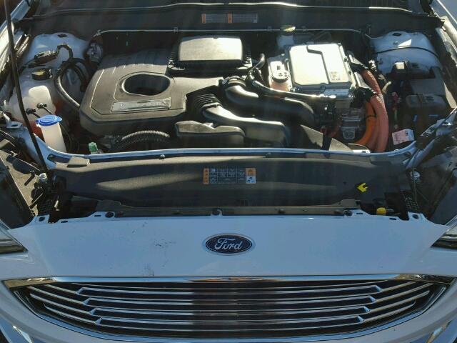 3FA6P0LU0HR356776 - 2017 FORD FUSION SE WHITE photo 7