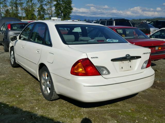 4T1BF28B4YU001967 - 2000 TOYOTA AVALON XL WHITE photo 3