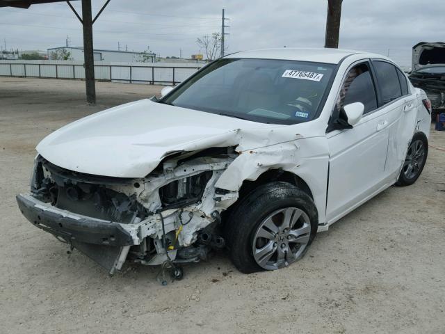 1HGCP2F6XBA088604 - 2011 HONDA ACCORD SE WHITE photo 2