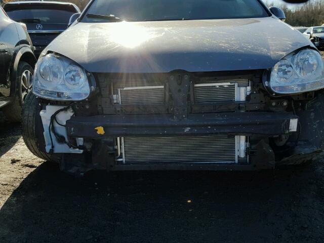 3VWAL7AJ4AM155125 - 2010 VOLKSWAGEN JETTA TDI GRAY photo 9