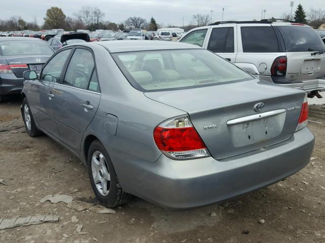 JTDBE32K263059505 - 2006 TOYOTA CAMRY LE 灰色 照片 3