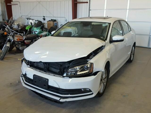 3VWL07AJ1GM255290 - 2016 VOLKSWAGEN JETTA SEL WHITE photo 2