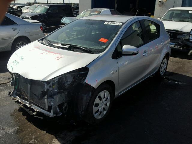 JTDKDTB30E1069648 - 2014 TOYOTA PRIUS C SILVER photo 2