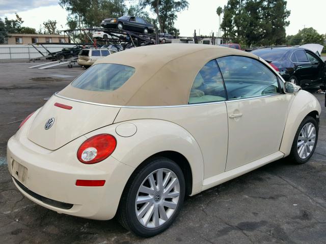 3VWRG31Y98M411881 - 2008 VOLKSWAGEN NEW BEETLE Krem foto 4