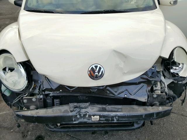 3VWRG31Y98M411881 - 2008 VOLKSWAGEN NEW BEETLE Krem foto 7
