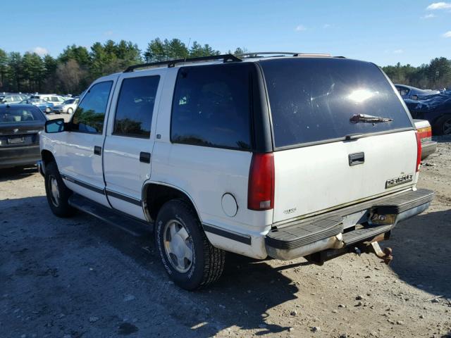 1GNEK13R4XJ328517 - 1999 CHEVROLET TAHOE K150 WHITE photo 3