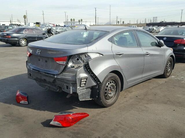 5NPDH4AE2DH215657 - 2013 HYUNDAI ELANTRA GL GRAY photo 4