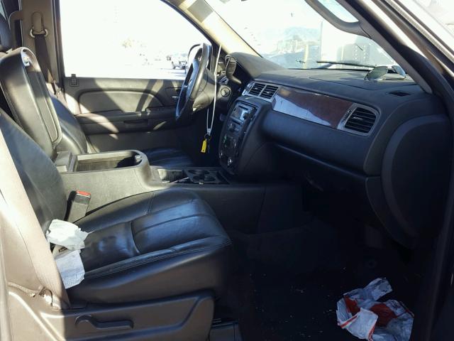 1GNFC13017R254509 - 2007 CHEVROLET TAHOE C150 GRAY photo 5