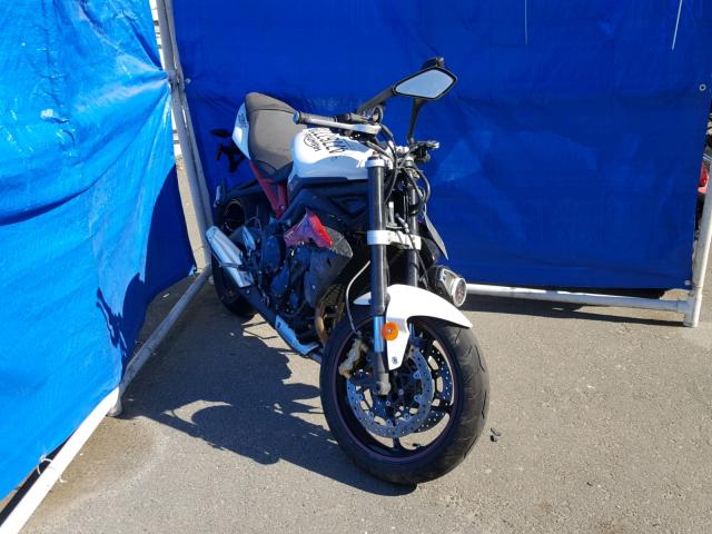 SMTL03NE4HT782365 - 2017 TRIUMPH MOTORCYCLE STREET TRI WHITE photo 1