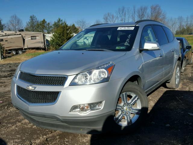 1GNKVGED9BJ354537 - 2011 CHEVROLET TRAVERSE L SILVER photo 2