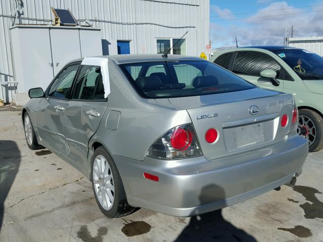 JTHBD192530068658 - 2003 LEXUS IS 300 SILVER photo 3