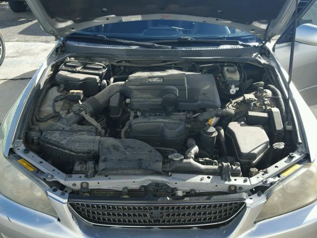 JTHBD192530068658 - 2003 LEXUS IS 300 SILVER photo 7