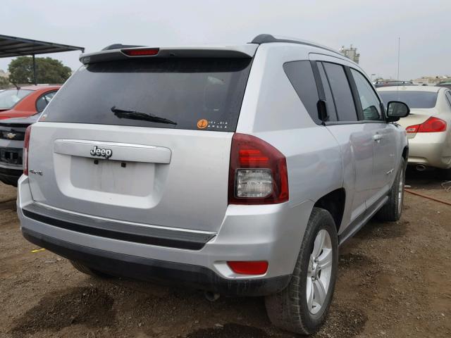 1C4NJDBB9ED538365 - 2014 JEEP COMPASS SP 银色 照片 4