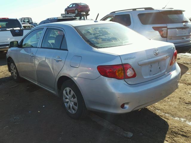 1NXBU40E49Z136875 - 2009 TOYOTA COROLLA BA SILVER photo 3