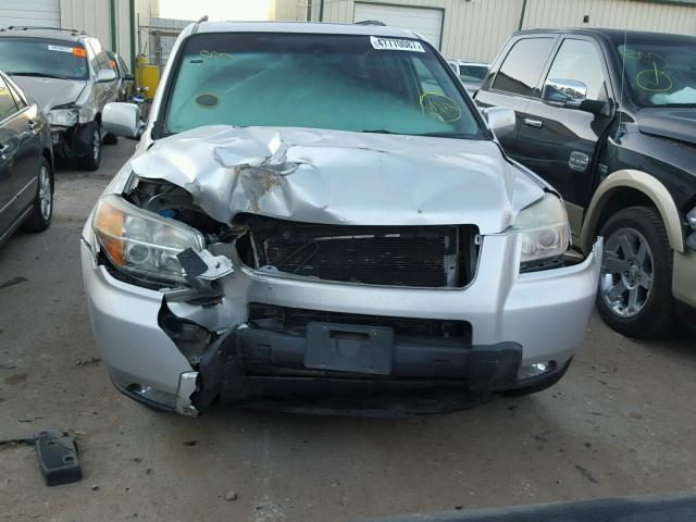 2HKYF18676H548685 - 2006 HONDA PILOT EX SILVER photo 9