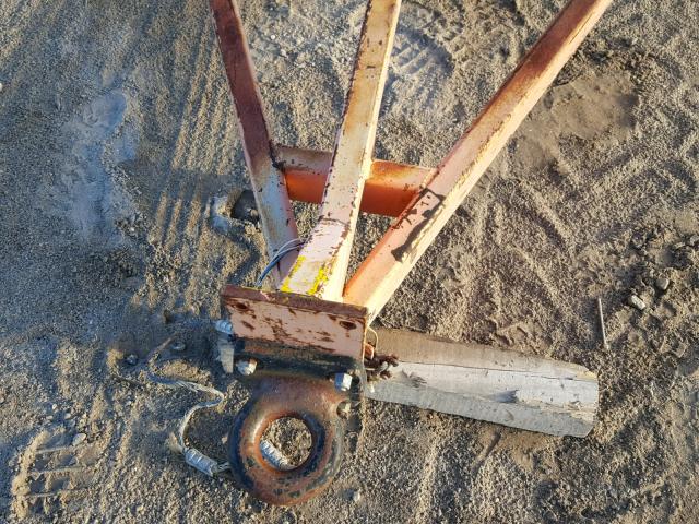 1L9SS091XXP042007 - 1999 UTILITY TRAILER RED photo 8