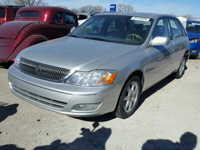 4T1BF28B52U254822 - 2002 TOYOTA AVALON XL SILVER photo 2