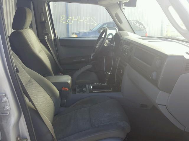 1J8HH48K97C587406 - 2007 JEEP COMMANDER SILVER photo 5