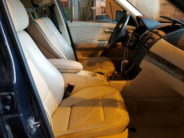 WBXPC93439WJ26858 - 2009 BMW X3 XDRIVE3 Blau Foto 5