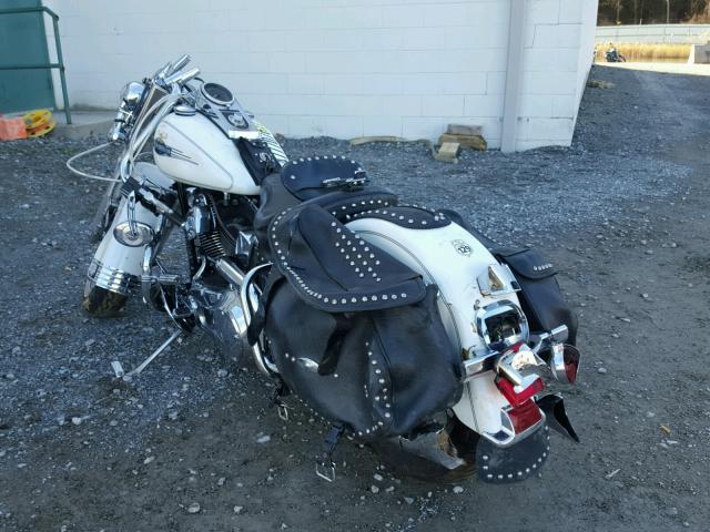 1HD1BWB176Y019466 - 2006 HARLEY-DAVIDSON FLSTCI WHITE photo 3