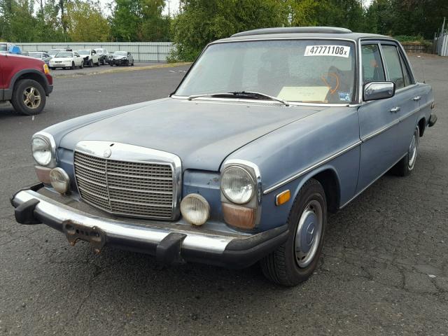 11511412018616 - 1975 MERCEDES-BENZ 200 BLUE photo 2