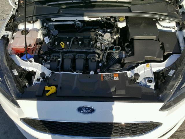 1FADP3H26HL322744 - 2017 FORD FOCUS SEL WHITE photo 7