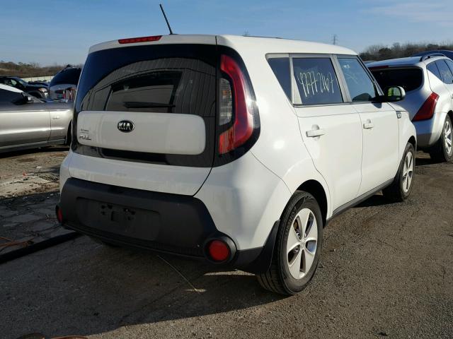 KNDJN2A25F7132110 - 2015 KIA SOUL WHITE photo 4